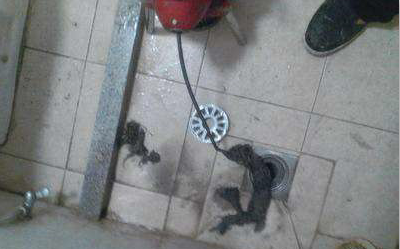 如何正确疏通保养下水管道？